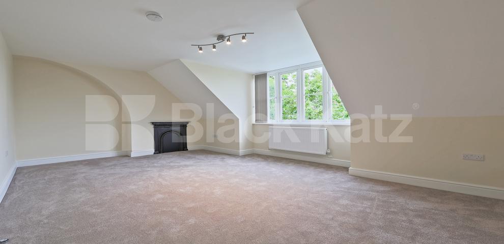 			LET , 2 Bedroom, 1 bath, 1 reception Apartment			 Metro Apartments. Lewisham High Street , Lewisham 
